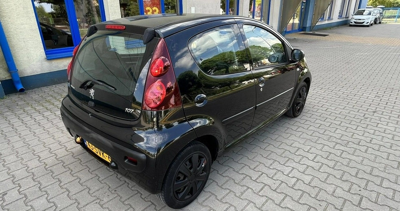 Peugeot 107 cena 9900 przebieg: 258000, rok produkcji 2009 z Połaniec małe 92